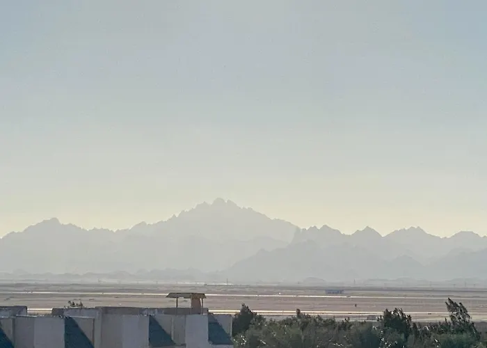 Modern Mountain View On The Touristic Promenade Appartement Hurghada