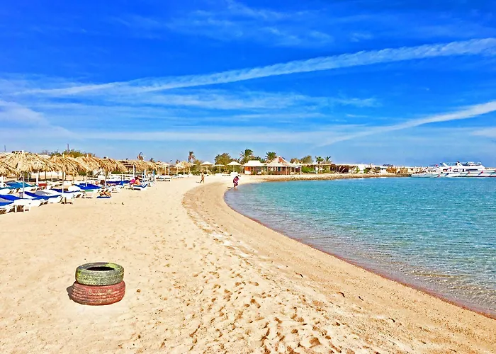 Modern Mountain View On The Touristic Promenade Hurghada